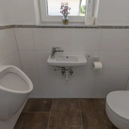 Tannenhof Iii 公寓